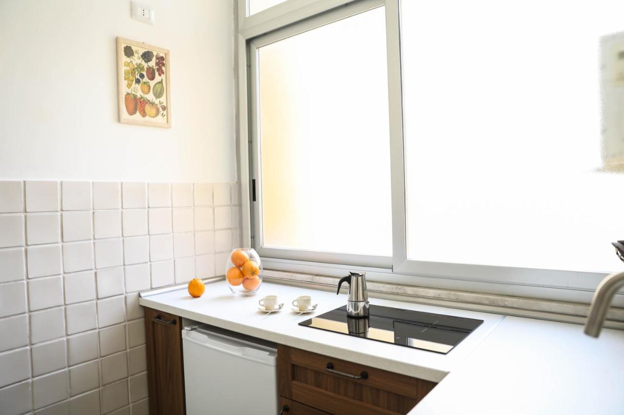 Aura Home Rent Of Rooms With Shared Kitchen Bari Esterno foto