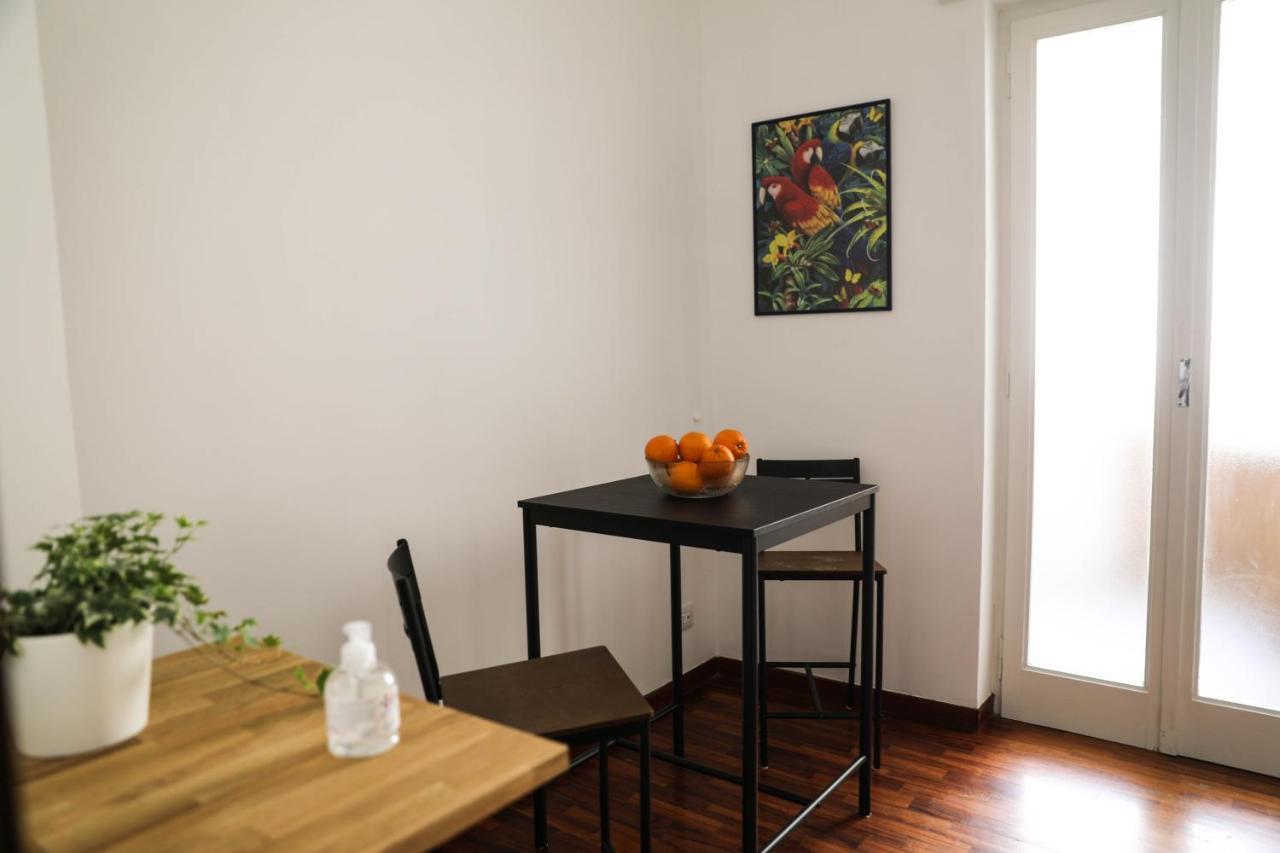 Aura Home Rent Of Rooms With Shared Kitchen Bari Esterno foto